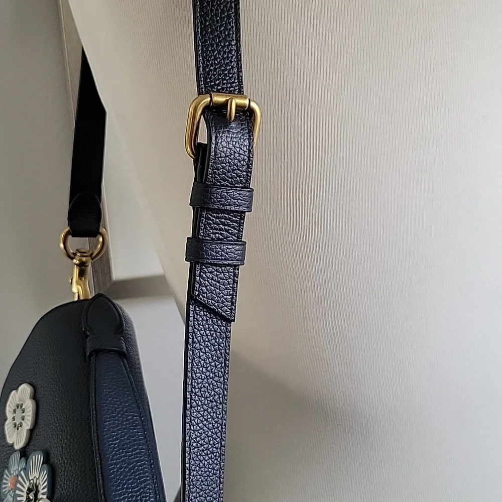 Navy Floral Appliqué Leather Shoulder Bag - Picture 8 of 15
